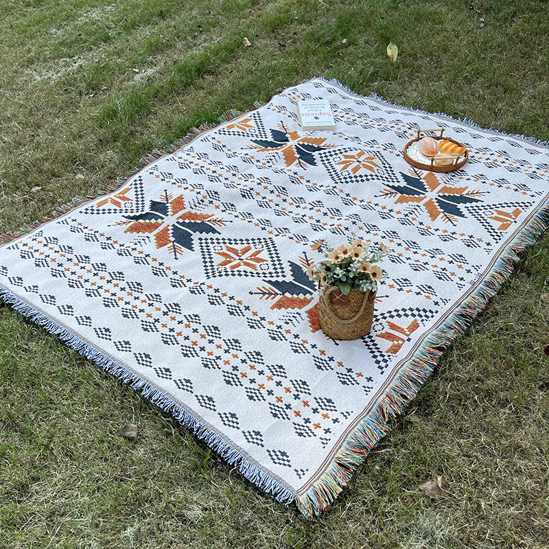 Portable Boho Picnic Blanket 150x200cm Polyester Mat with Fringes