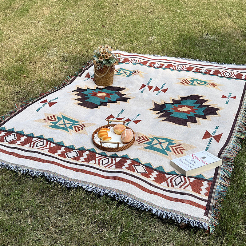 Portable Boho Picnic Blanket 150x200cm Polyester Mat with Fringes