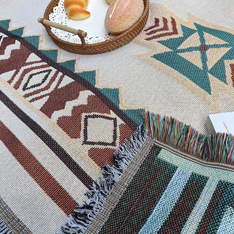Portable Boho Picnic Blanket 150x200cm Polyester Mat with Fringes