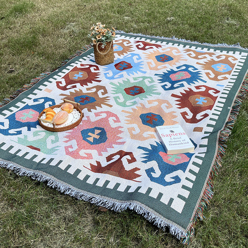 Portable Boho Picnic Blanket 150x200cm Polyester Mat with Fringes