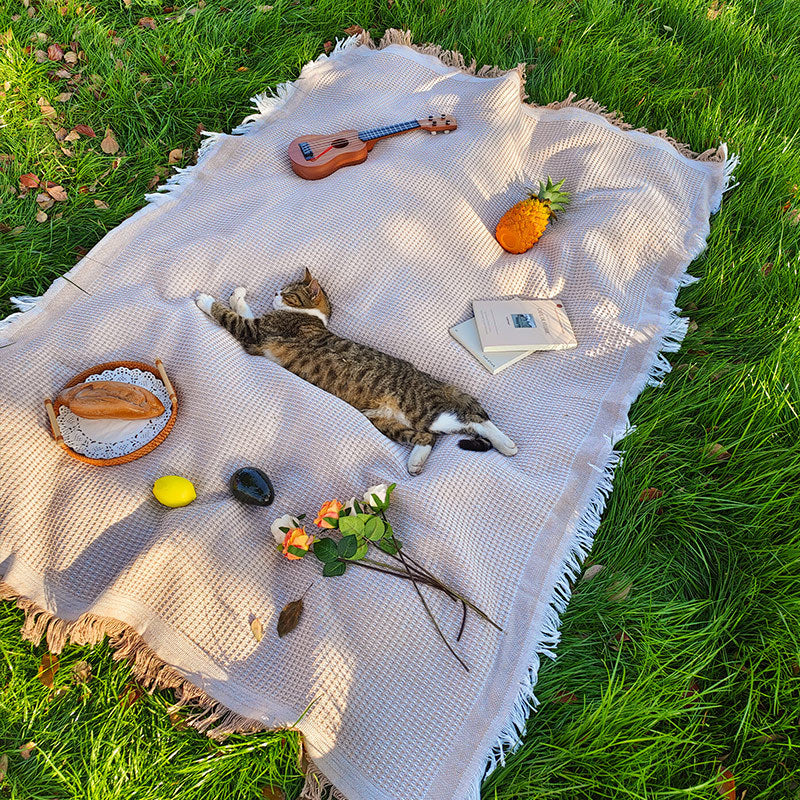Cotton Blend Picnic Blanket 130x180cm Outdoor Mat with Fringes