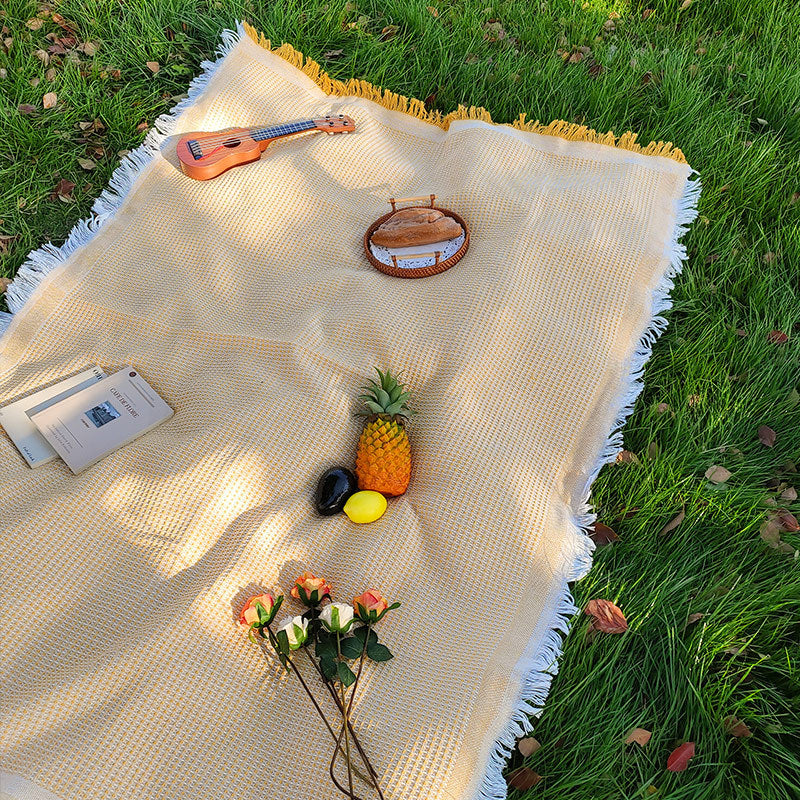 Cotton Blend Picnic Blanket 130x180cm Outdoor Mat with Fringes
